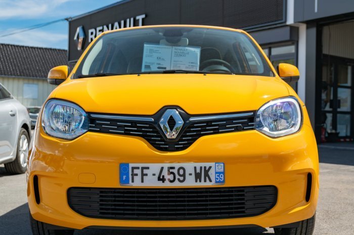 9e. La Renault Twingo