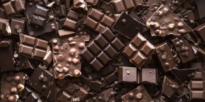 Chocolat : Pourquoi faut-il choisir la version “extra” au supermarché ?