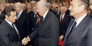 Obsèques de Jacques Chirac : les attitudes déplacées de VGE et Sarkozy