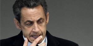 Nicolas Sarkozy et son addition de 107 000 € à Saint-Tropez : c'est quoi cette histoire ?