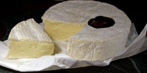 Camembert : les fromages au lait pasteurisé n’auront pas le droit au label AOP