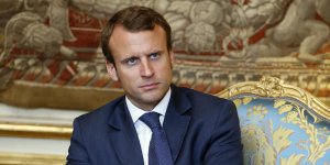 "Petit-garçon pourri gâté" : ce député qui énerve très fort Emmanuel Macron