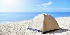 Vacances : 9 astuces pour supporter la canicule au camping
