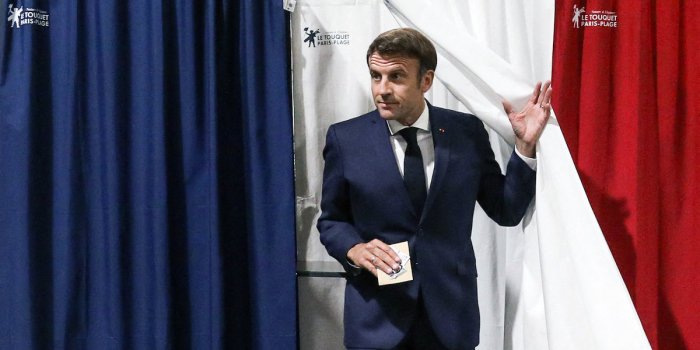 Gouvernement d'union nationale, nouveaux ministres... Les pistes d'Emmanuel Macron après les législatives