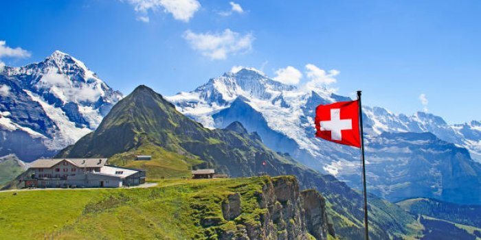 Exil fiscal : la Suisse met fin au secret bancaire 