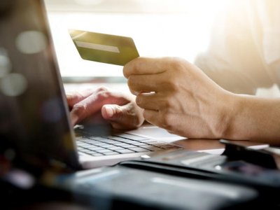 Carte bancaire : la nouvelle mesure de sécurité qui va protéger vos paiements en ligne dès le 15 mai