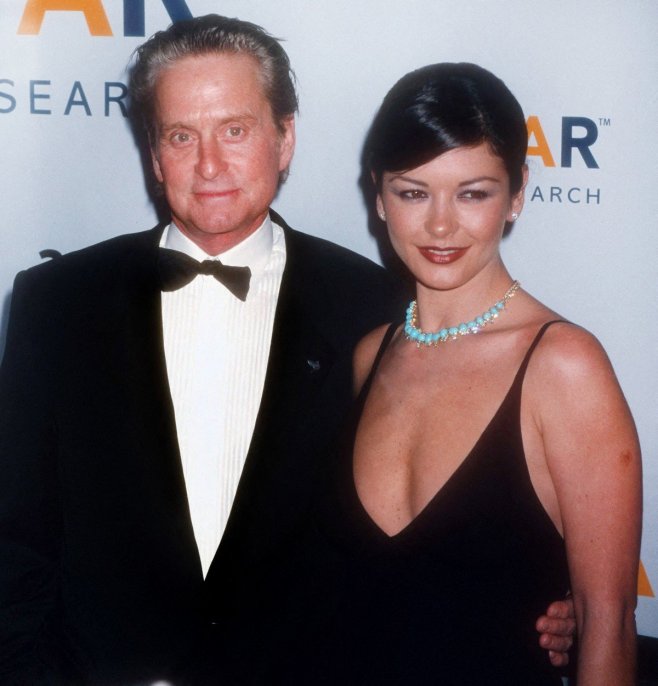 Catherine Zeta-Jones et Michael Douglas en 1997