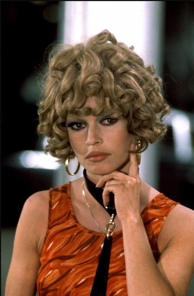 Brigitte Bardot prend la pose dans les années 70