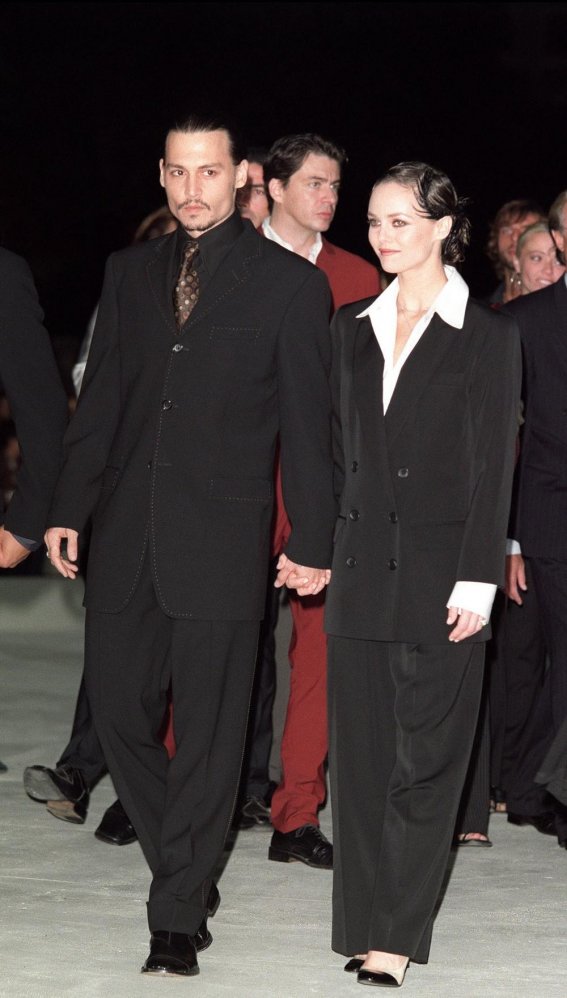 Vanessa Paradis et Johnny Depp en 2001