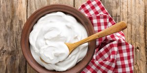 Crème fraîche : par quoi la remplacer en cuisine ?