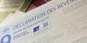 Qu'est-ce que "l'impôt citoyen sur le revenu" que propose Ayrault ?