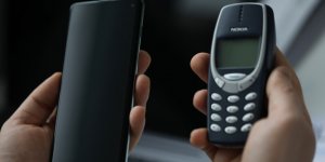 25 ans après, Nokia dévoile un nouveau 3210 