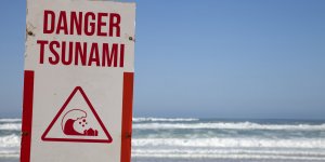 Risque de tsunami en France : qui est concerné par l'alerte ce vendredi ?