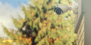 Sécurité : 6 bonnes raisons d’installer une caméra extérieure