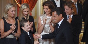 Nicolas Sarkozy : à quoi ressemblent aujourd'hui ses trois fils, Pierre, Jean et Louis ?