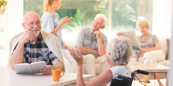 APL en maison de retraite : quels sont vos droits et obligations ?